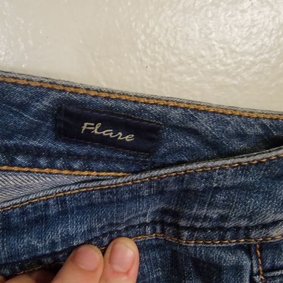 7 for All Mankind Regular Rise Flare Jeans - Picture 6 of 7